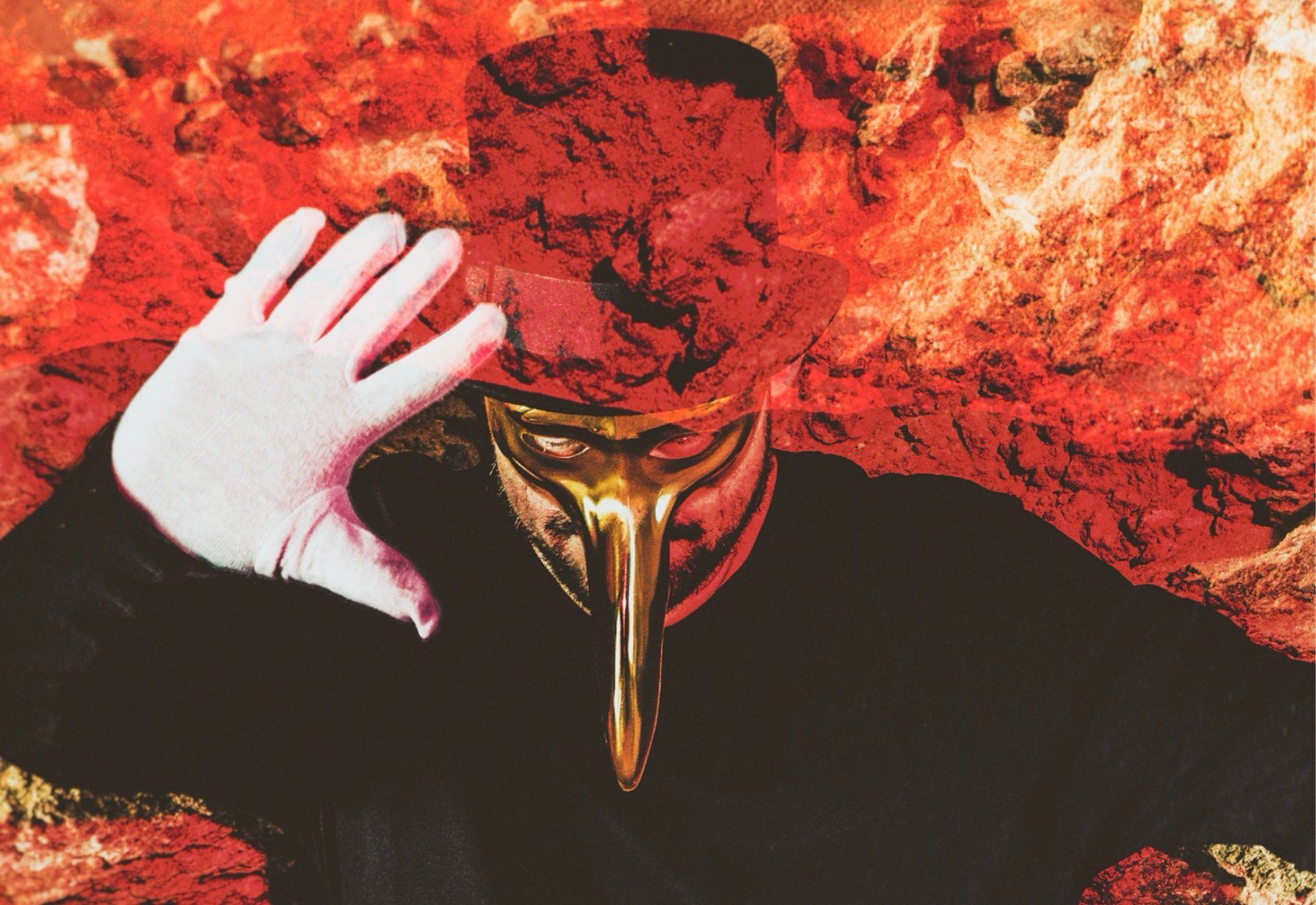 Nitsa Club: Claptone + Dj Kosmos