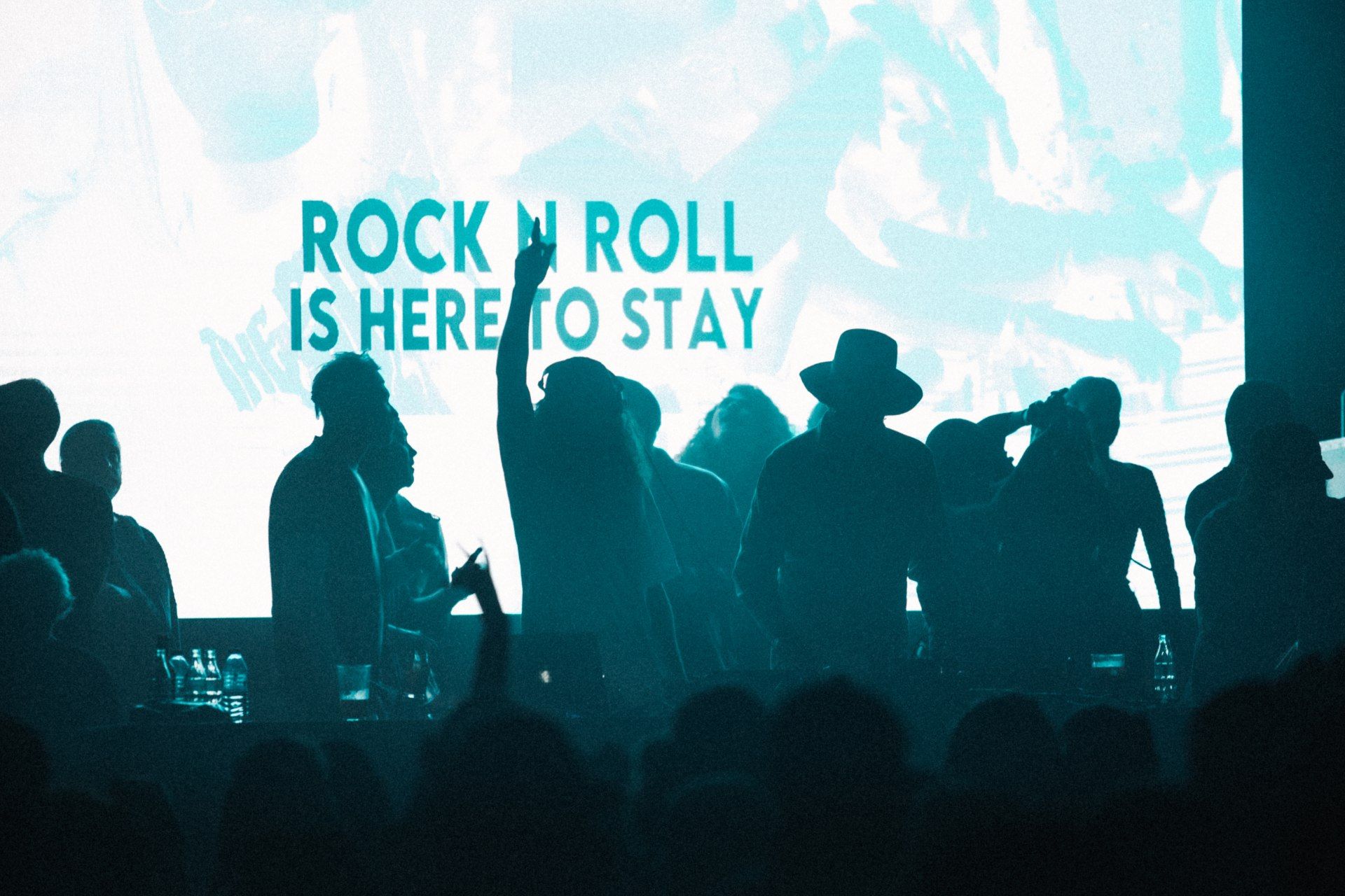 Honey Bunny: Jack Rabbit Slim | Mad Max & Joe Cabana + Benet