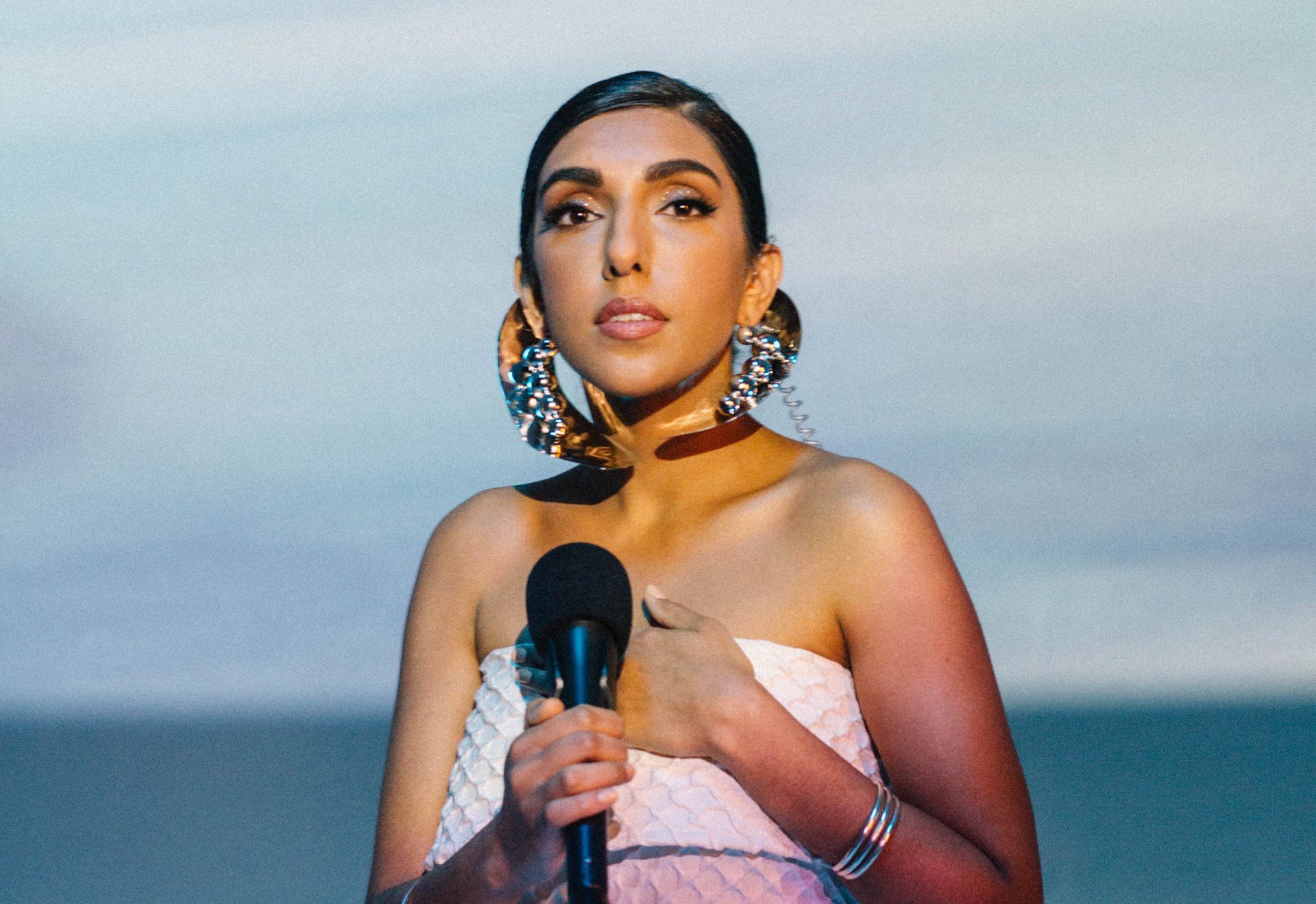 Rupi Kaur in Sala Apolo - 27th October 2022