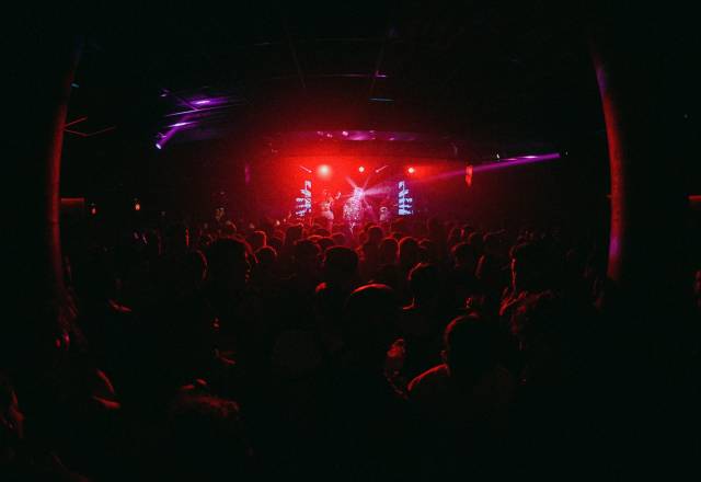 La (2) de Milkshake: Stile & ADCØ