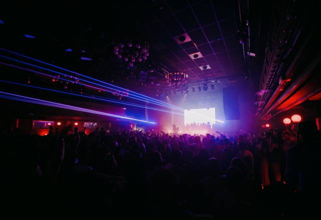 Honey Bunny & Bass Bunny: Legoteque & Joe Cabana + Dj Kosmos & Rho