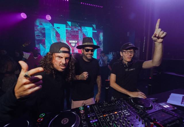 Honey Bunny & Bass Bunny: Legoteque & Joe Cabana + Dj Kosmos & Rho