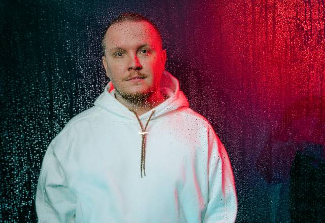 Nitsa: Chris Stussy + Fardoe