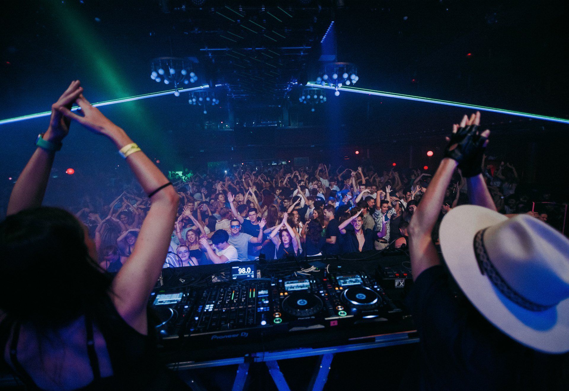 Milkshake: Bulma Beat & Ele Dj
