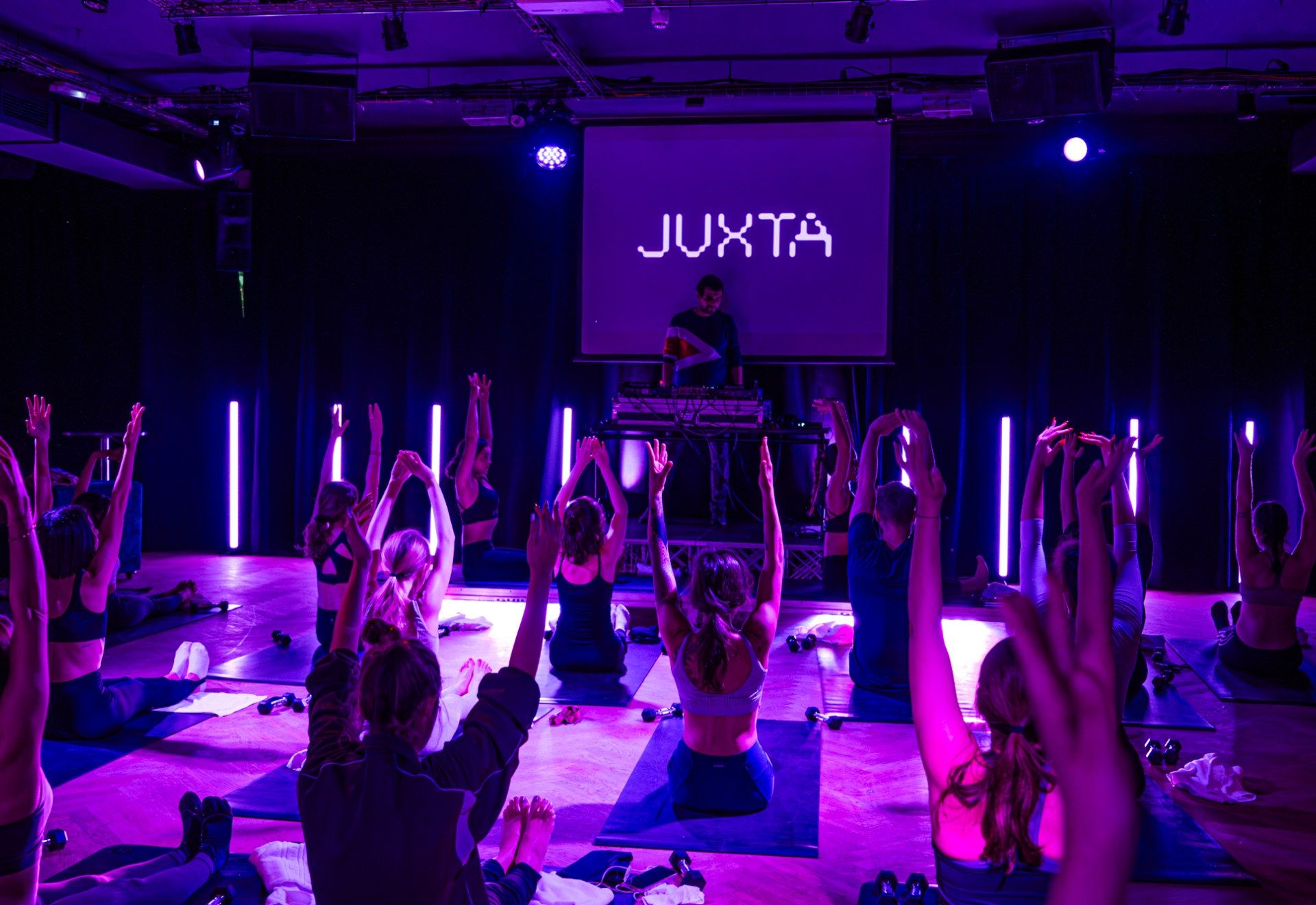 Juxta at Sala Apolo: DJ Set by ONA, 45-Minute Workout, Mocktails and Gourmet Bites!