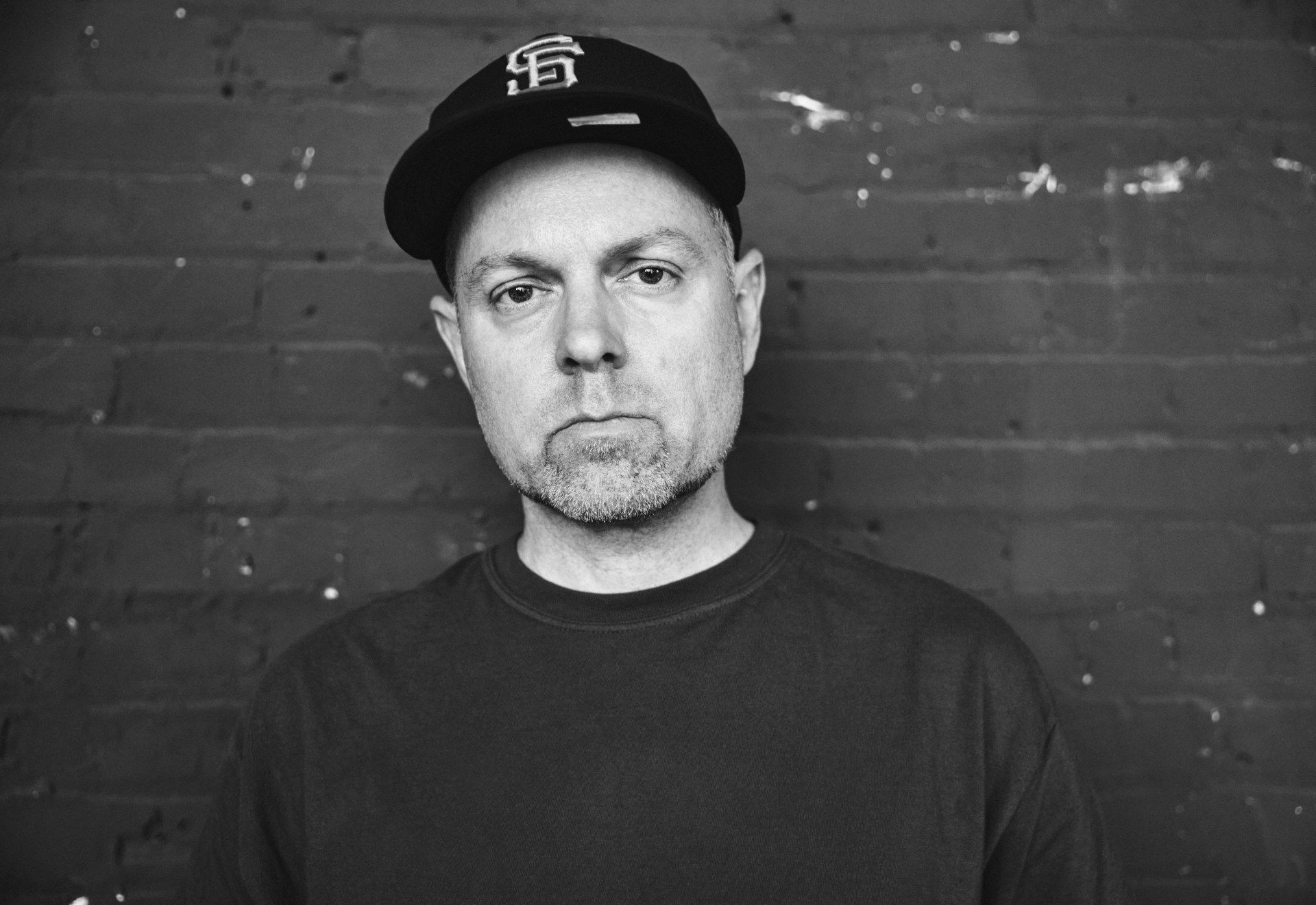 Nitsa: DJ Shadow + Holly + Oddzero