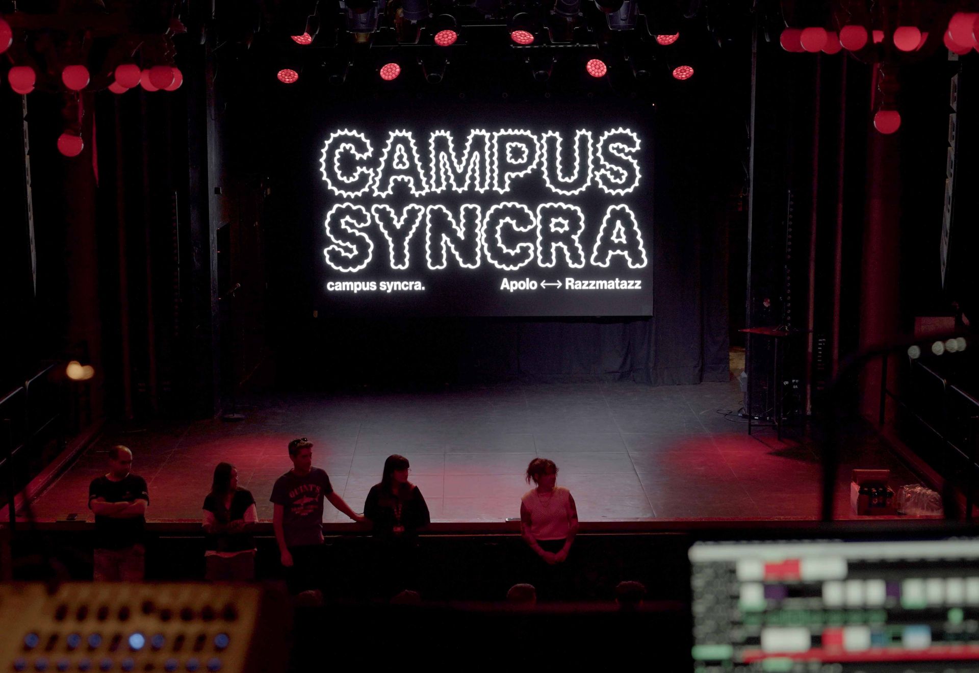 Apolo i Razzmatazz presenten SYNCRA, un intercanvi entre els artistes visuals de les dues sales