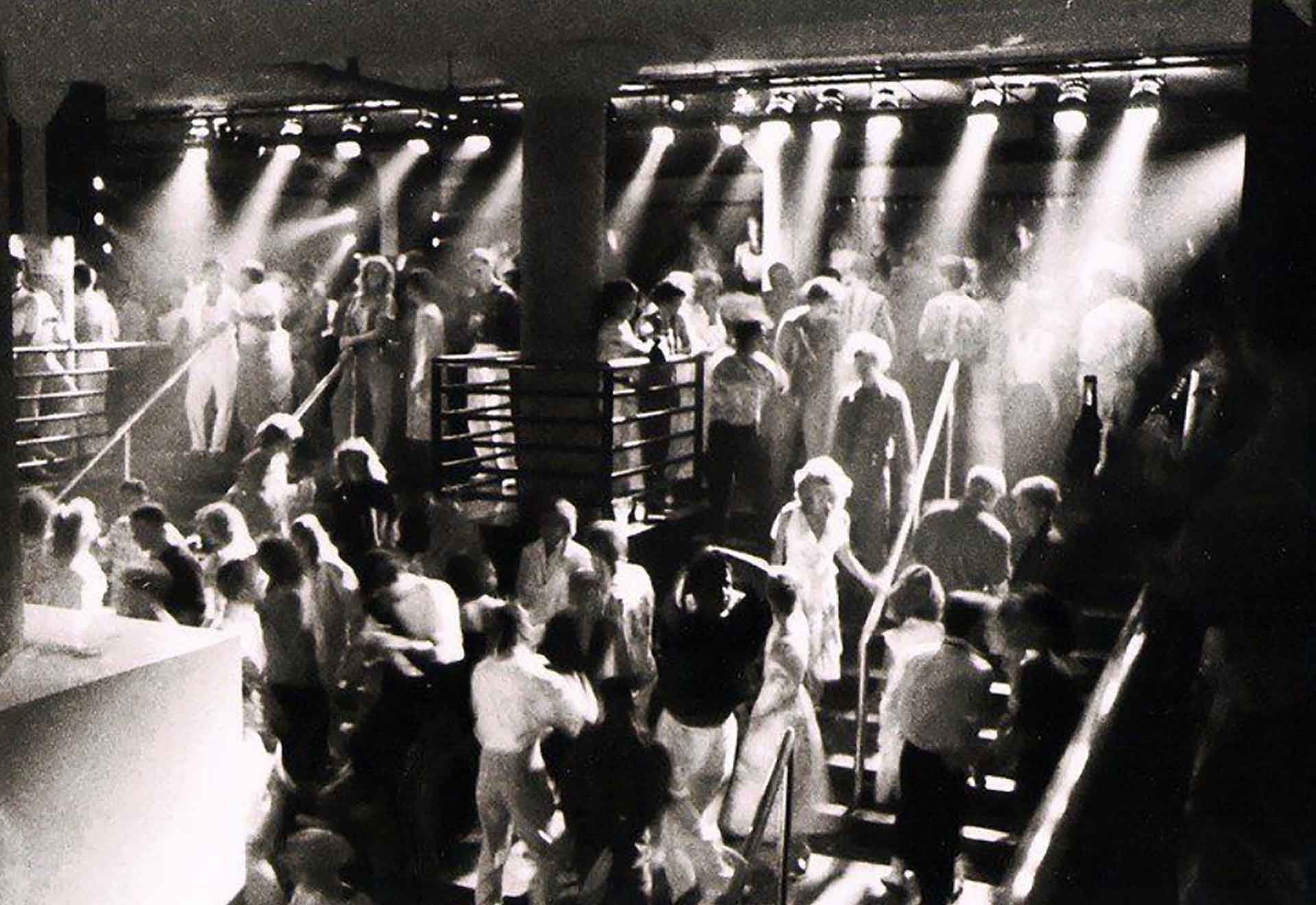 Apologia X The Muzik Box: Rho & DJ Kosmos