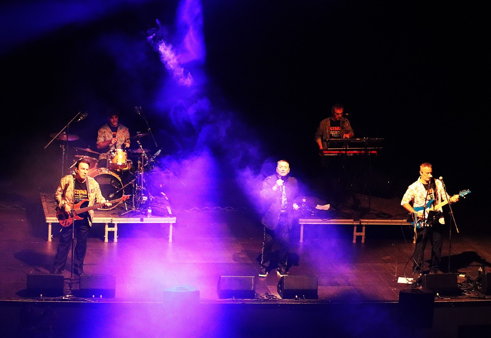 Curtcircuit: Los Diablos