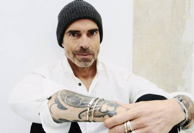 CHRIS LIEBING_nitsa_apolo.jpg
