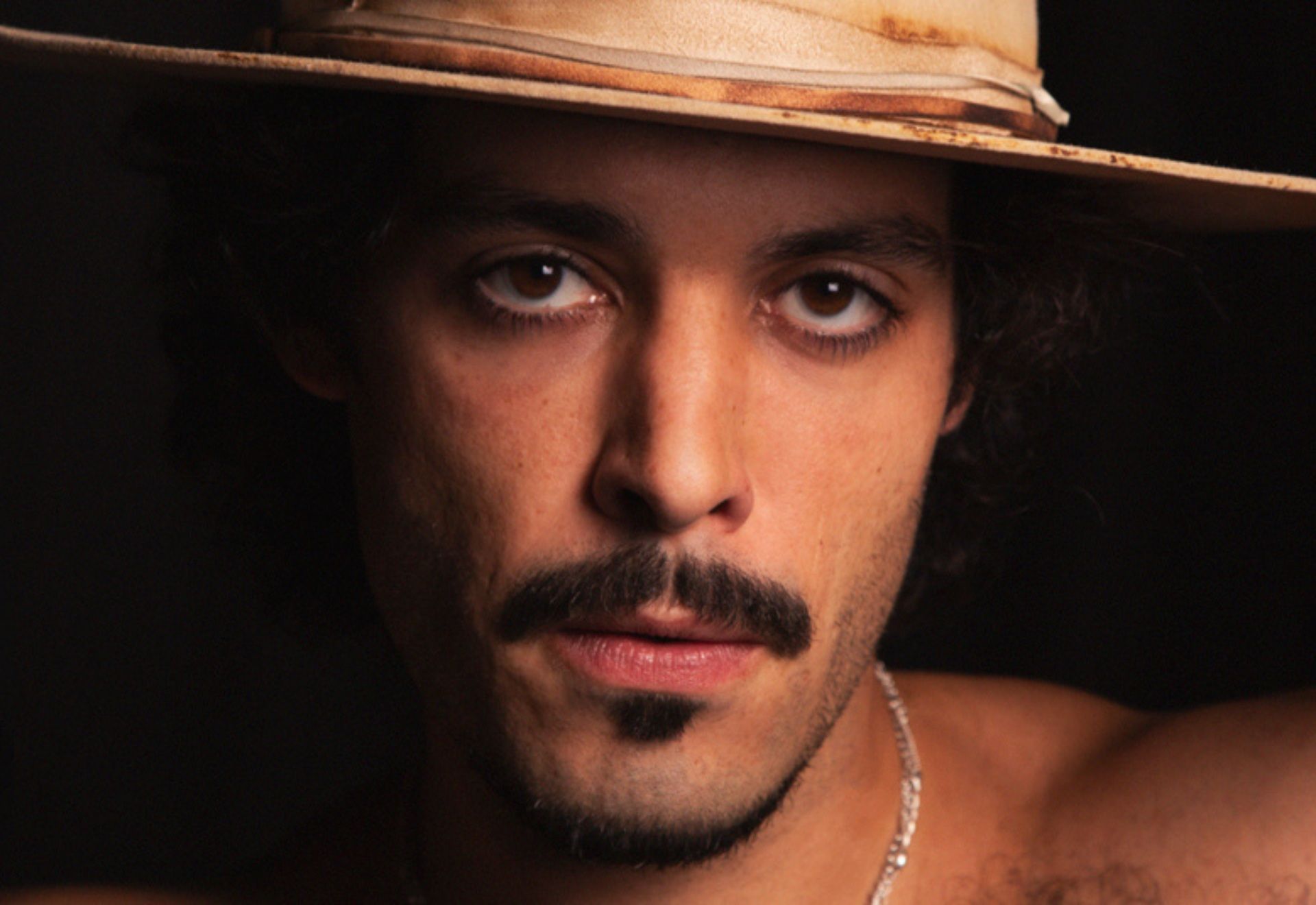 Paul Alone - 004 Tour: Nada es verdad, todo está permitido