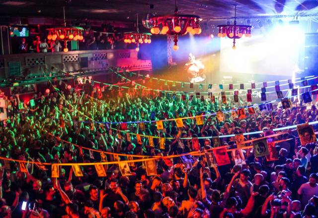 Churros con Chocolate - Somoslas | Divas Now!