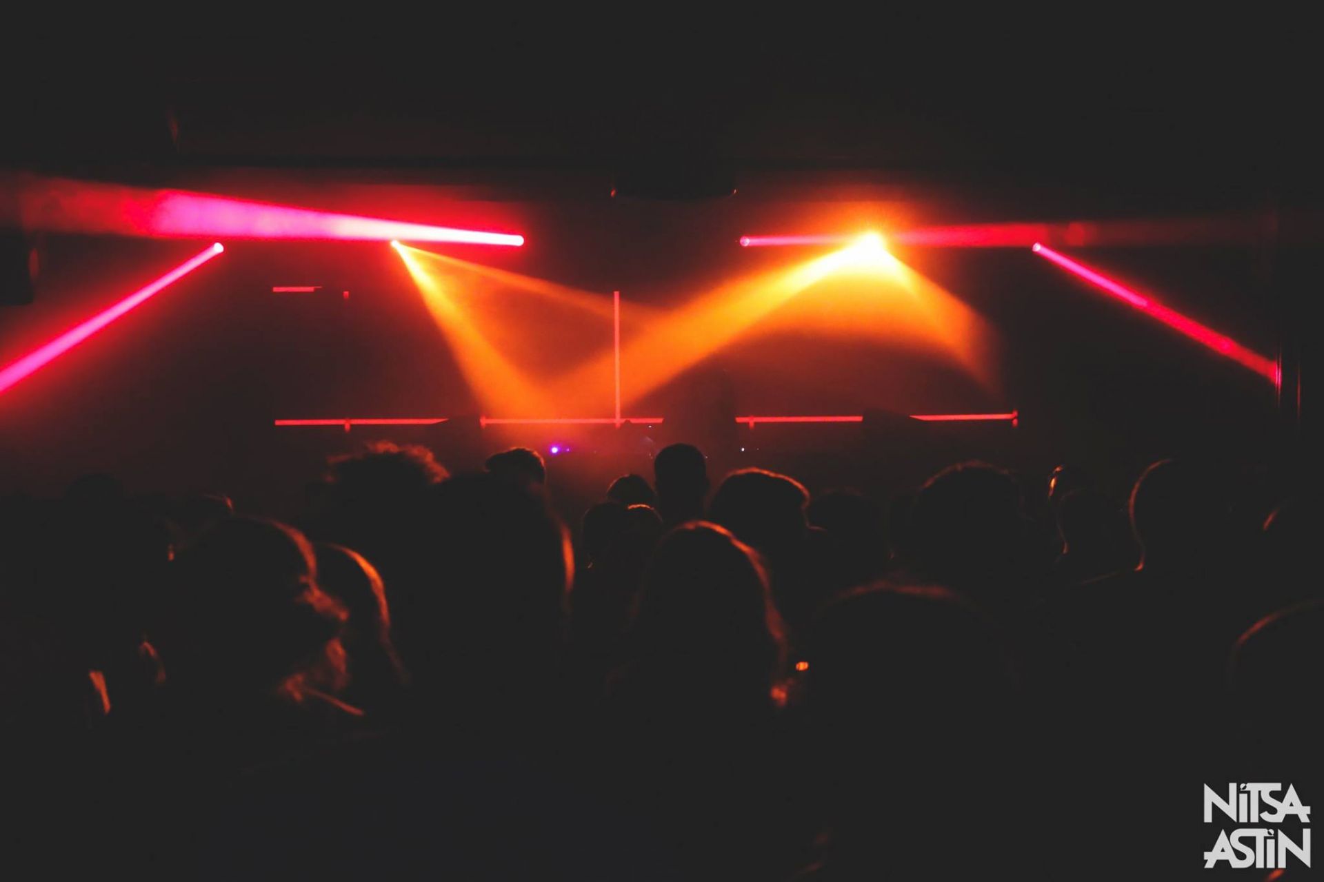 Astin: LATINEO | Bclip + EQ [live!] + Anaco b2b M8NSE
