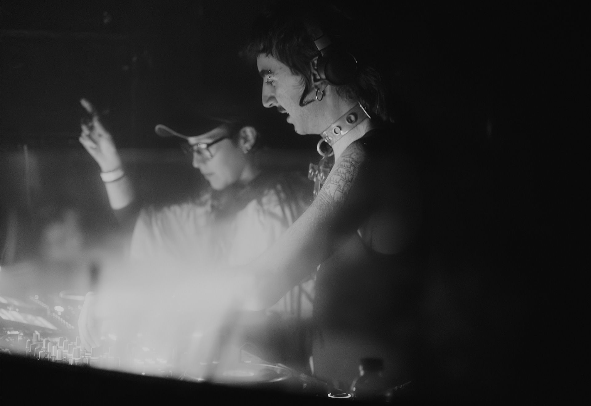 Apologia X Plasma Radio: Sofy Suars + Chica Acosta + Muna Khaled + Fatou Diagne (aka LIBERTANGO.)