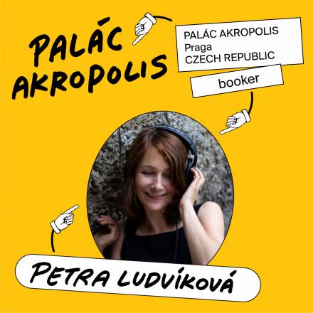 Petra_Pálac_Apolo_CuratedBy.jpg